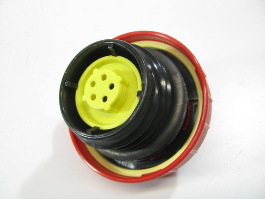 Motorad MGC-819 Push Vent Fuel Tank Filler Gas Cap