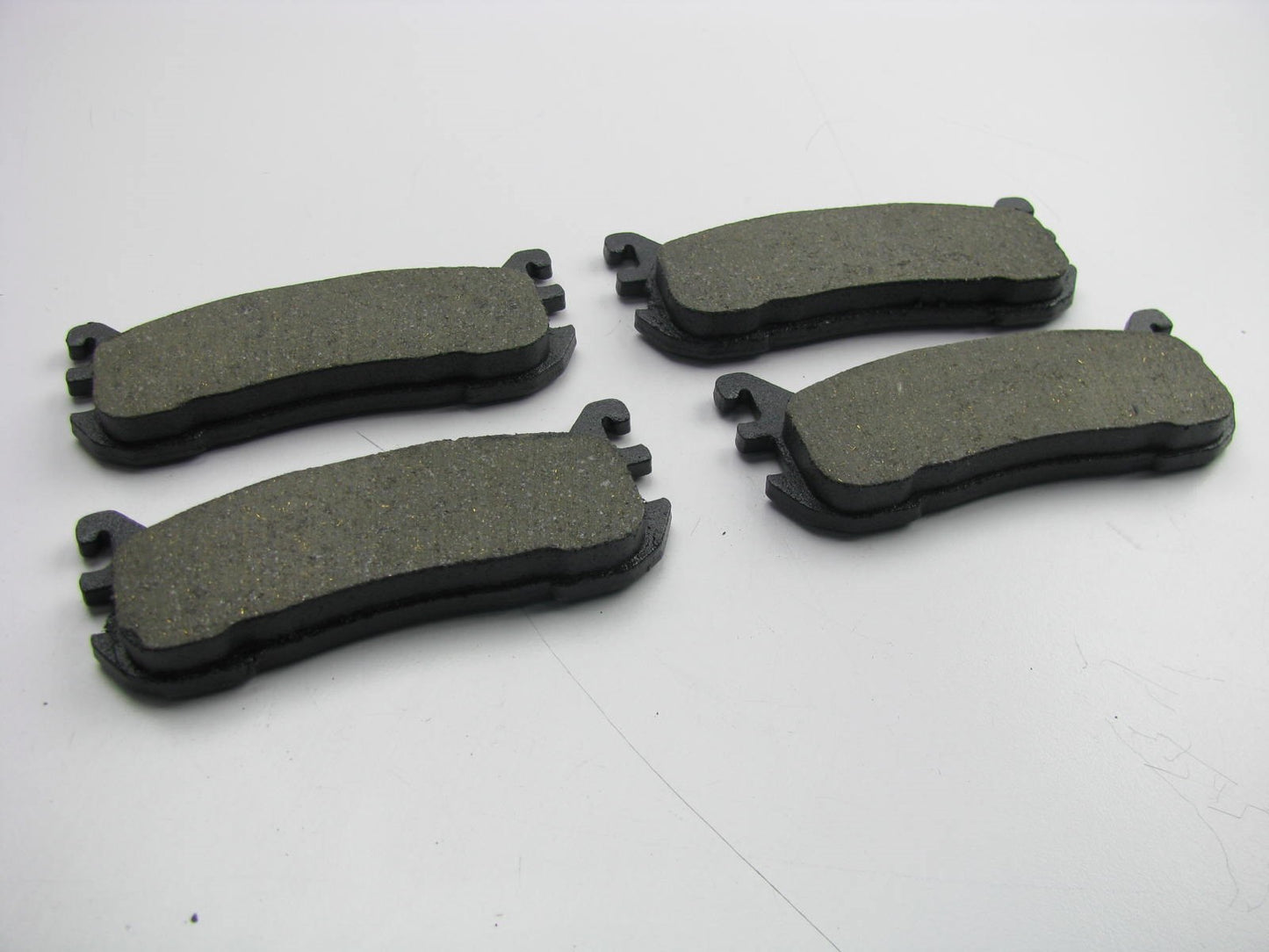 NEW GENUINE OEM Motorcraft BR67B Rear Brake Pads - 1997-03 Escort, 97-99 Tracer