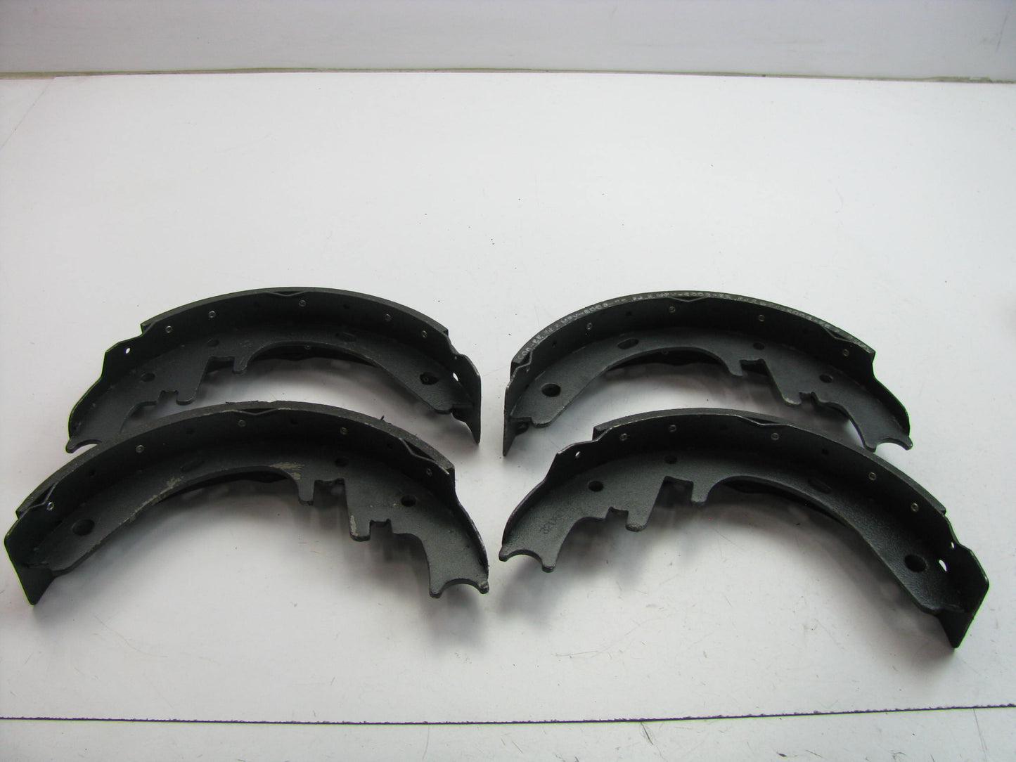 RELINED GENUINE OEM Motorcraft BR77 REAR Brake Shoes XU2Z-2V200