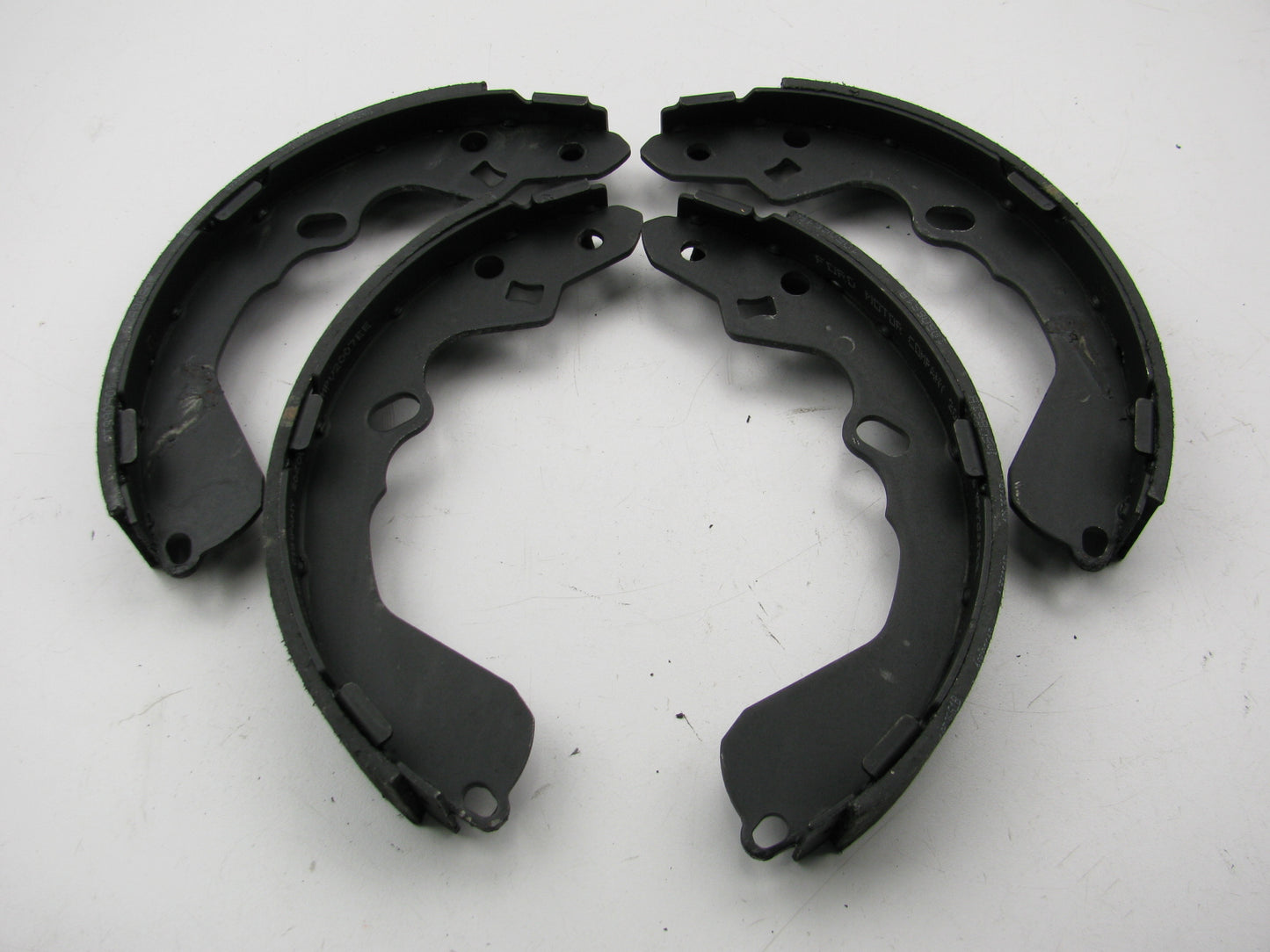 Motorcraft BR91B / 1U2Z-2V200-JARM Rear Brake Shoes 1993-1997 Ford Probe