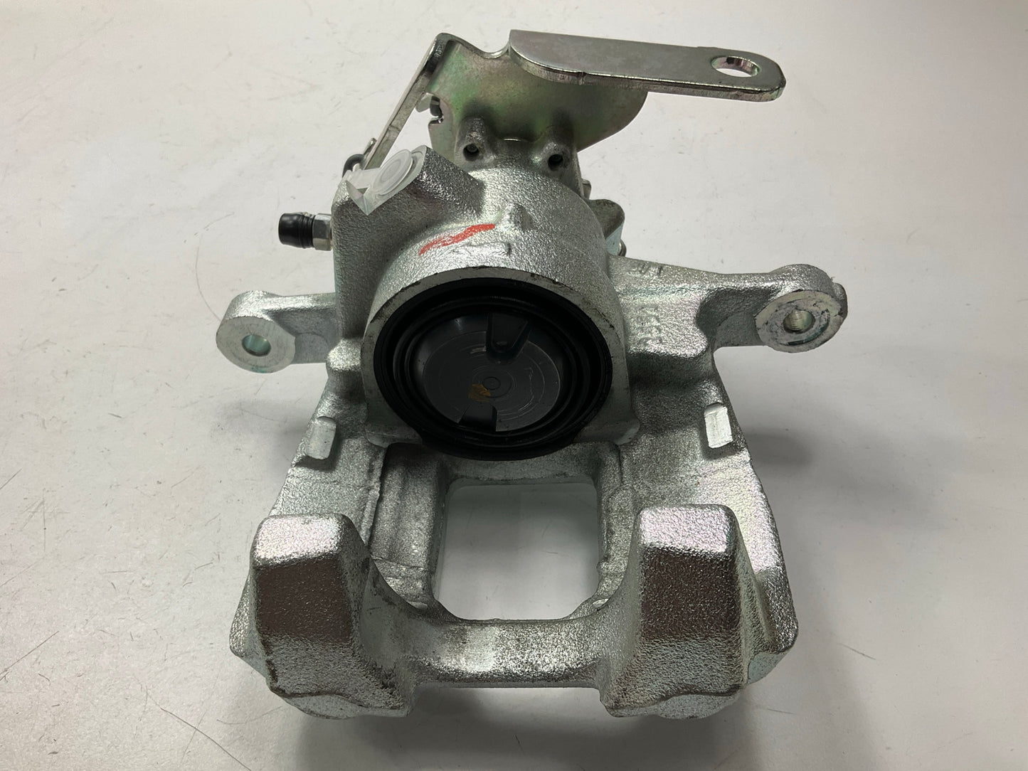 Motorcraft BRCF-330 Rear Right Brake Caliper 2015-2017 Ford Transit-150 250 350