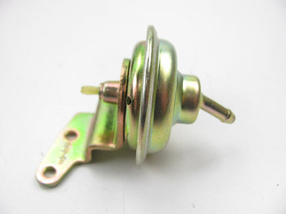 Motorcraft CK-2077 / D9PZ-98514-A Carburetor Choke Pull-Off
