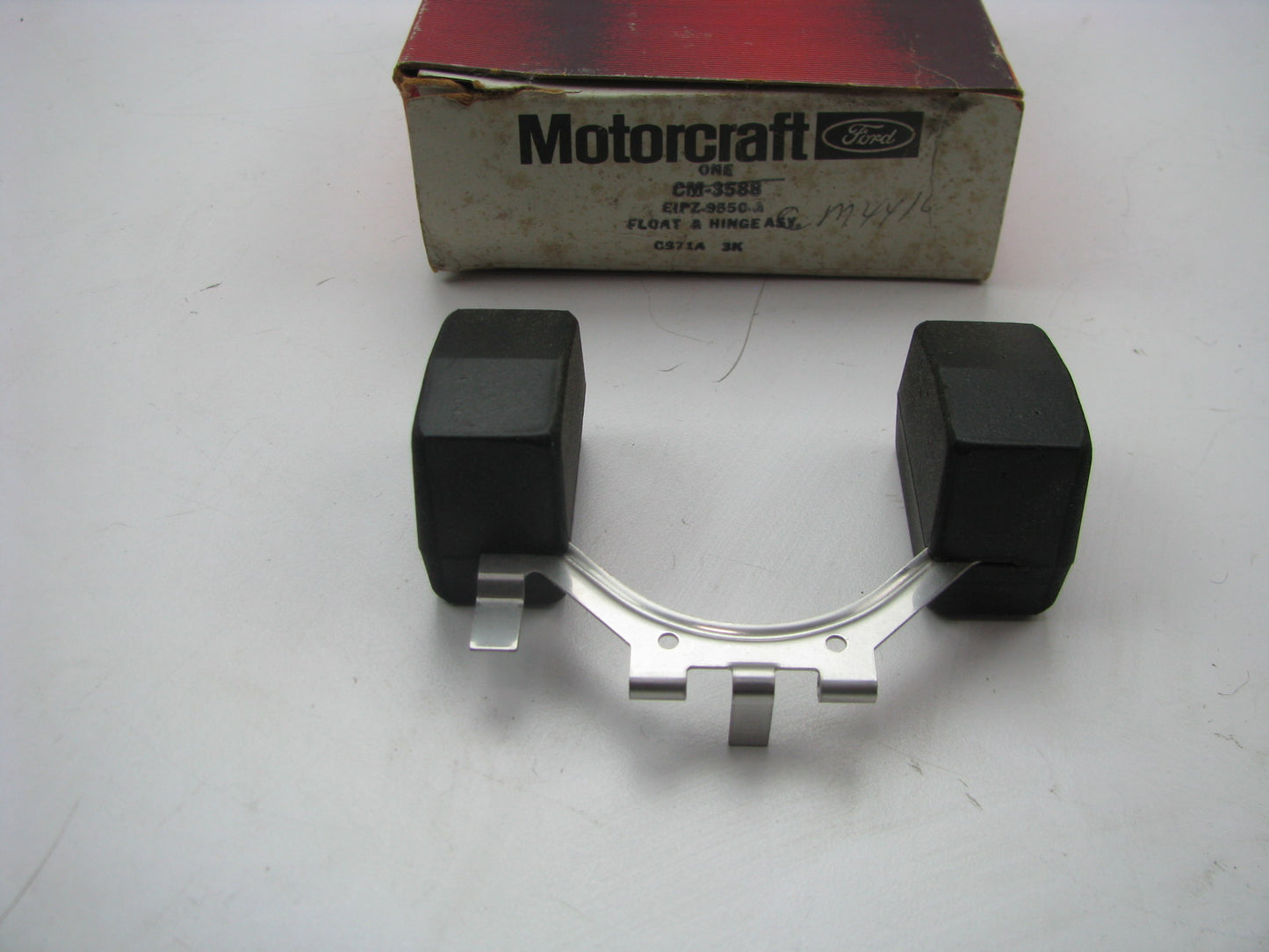Motorcraft CM-3588 Carburetor Float For Holley-Weber 2-BBL - E1PZ-9550-A