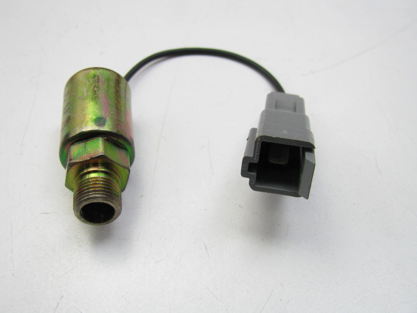 New Genuine OEM Motorcraft CM-3599 Carburetor Bowl Vent Solenoid E1PZ-9E589-B