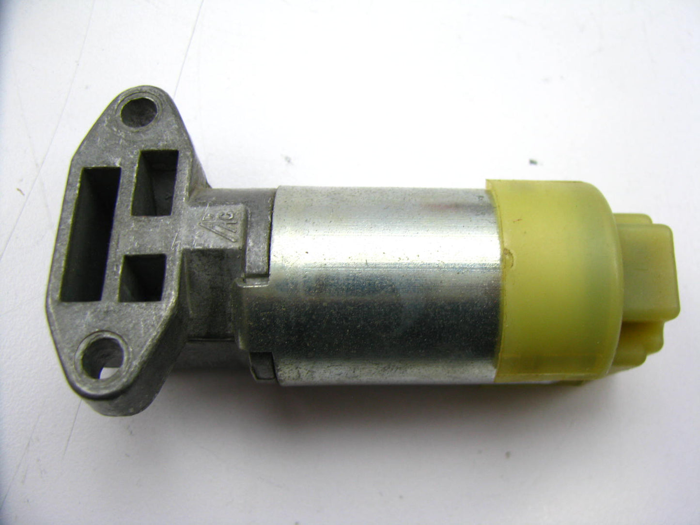 NEW GENUINE OEM Motorcraft CM-3939-A Carburetor Mixture Control Solenoid