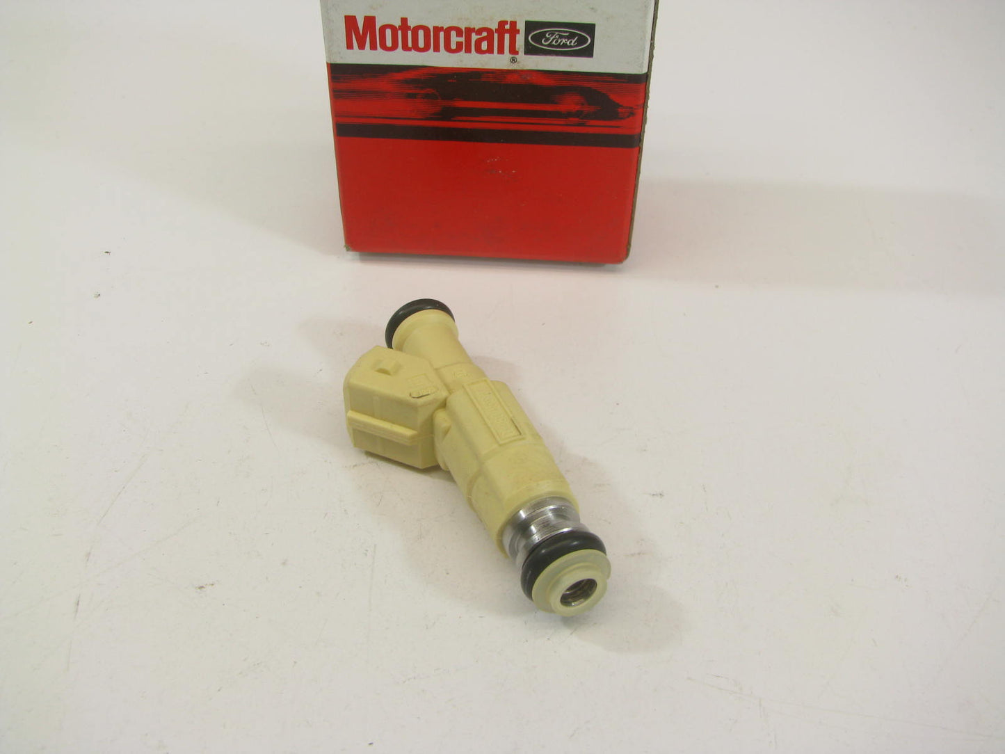 Motorcraft CM-4836 Fuel Injector For 1998-2000 Ford Mercury 2.5L-V6 DOHC