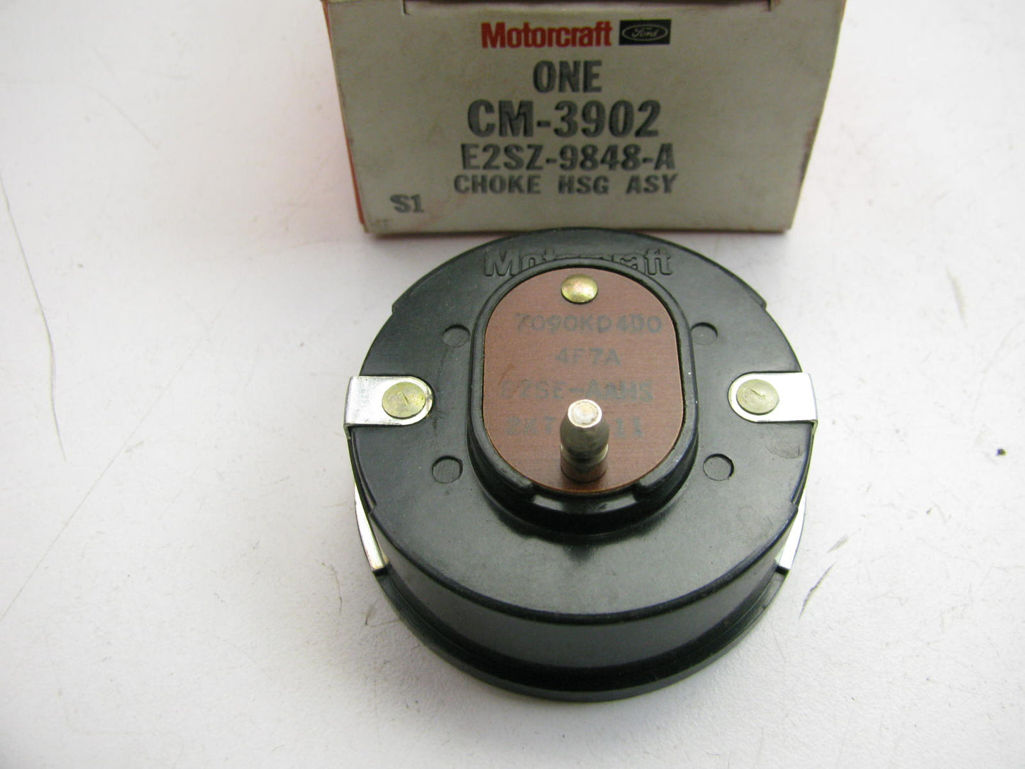 Motorcraft CM3902 Carburetor Choke Thermostat OEM FORD # E2SZ-9848-A