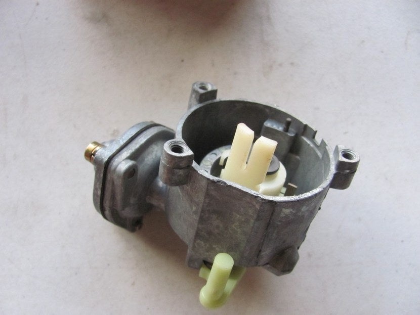 Motorcraft CM4212 Choke Diaphragm Housing 1983 Ford For Holley 2BBL Weber 740