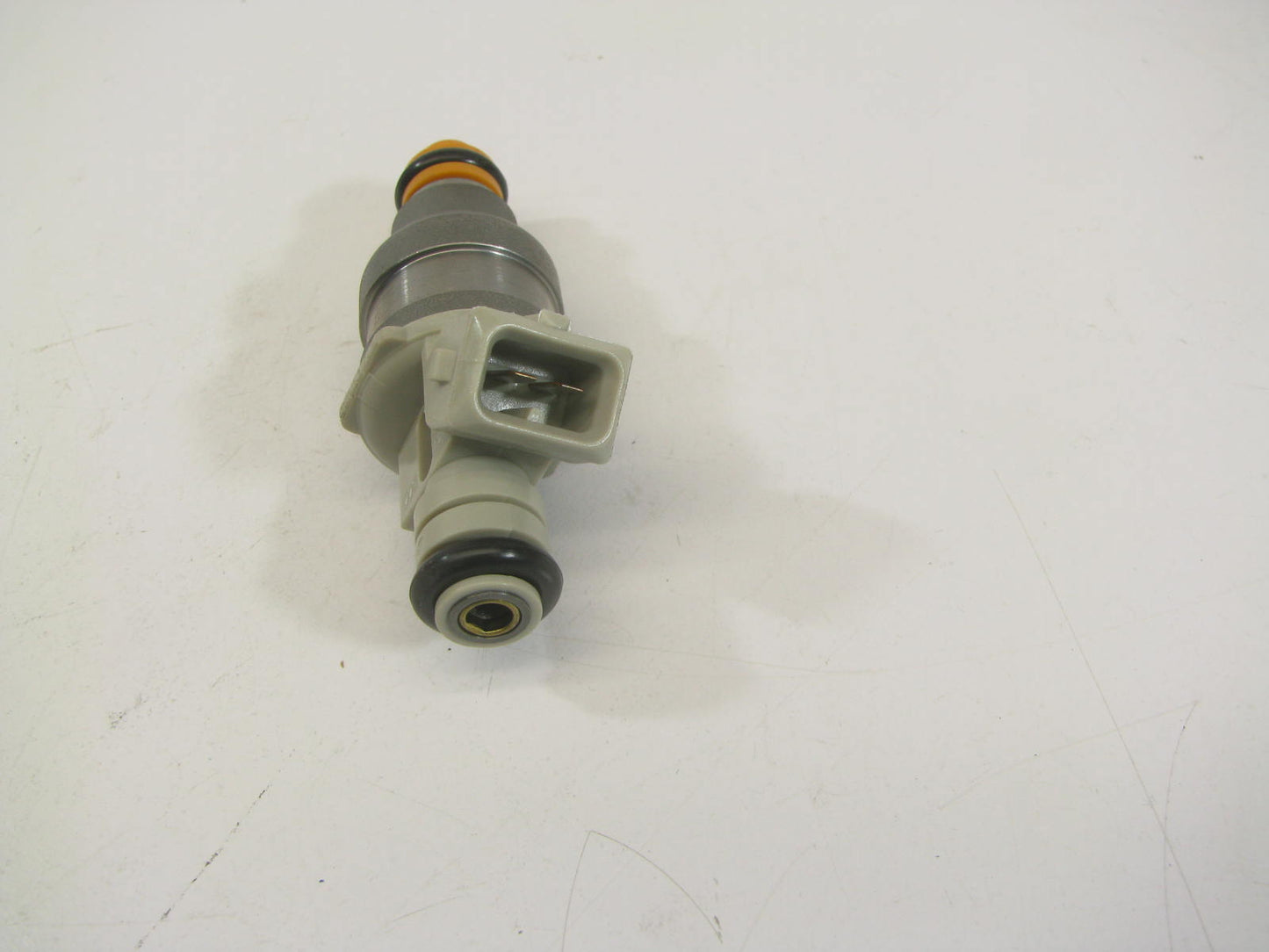 NEW Genuine OEM Motorcraft CM4782 Fuel Injector Ford # F47Z-9F593-A