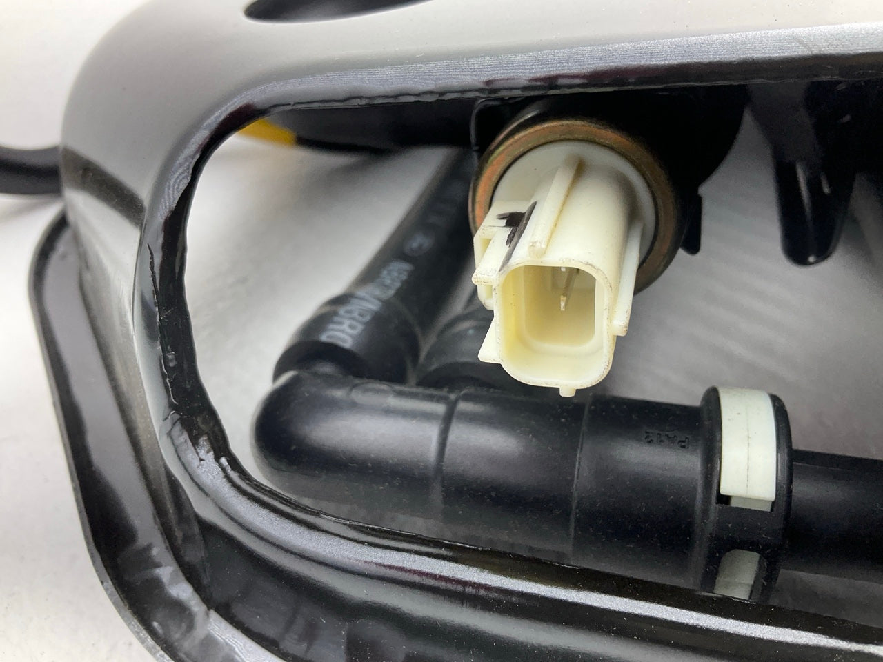 Motorcraft CX-2141 Charcoal Fuel Vapor Canister For 2005-2007 Ford Mustang