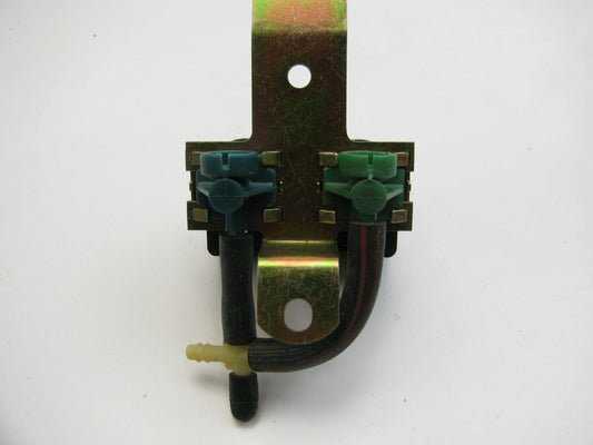 Motorcraft CX-216 EGR Valve Pressure Valve 1978-1980 Lincoln Versailles 302-V8