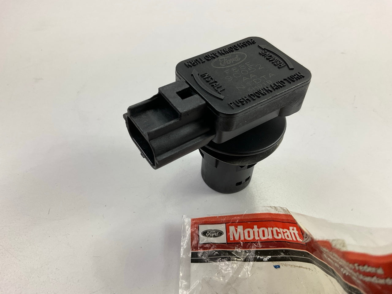 Motorcraft CX-2380 Fuel Tank Pressure Sensor - XS4Z-9C052-AA
