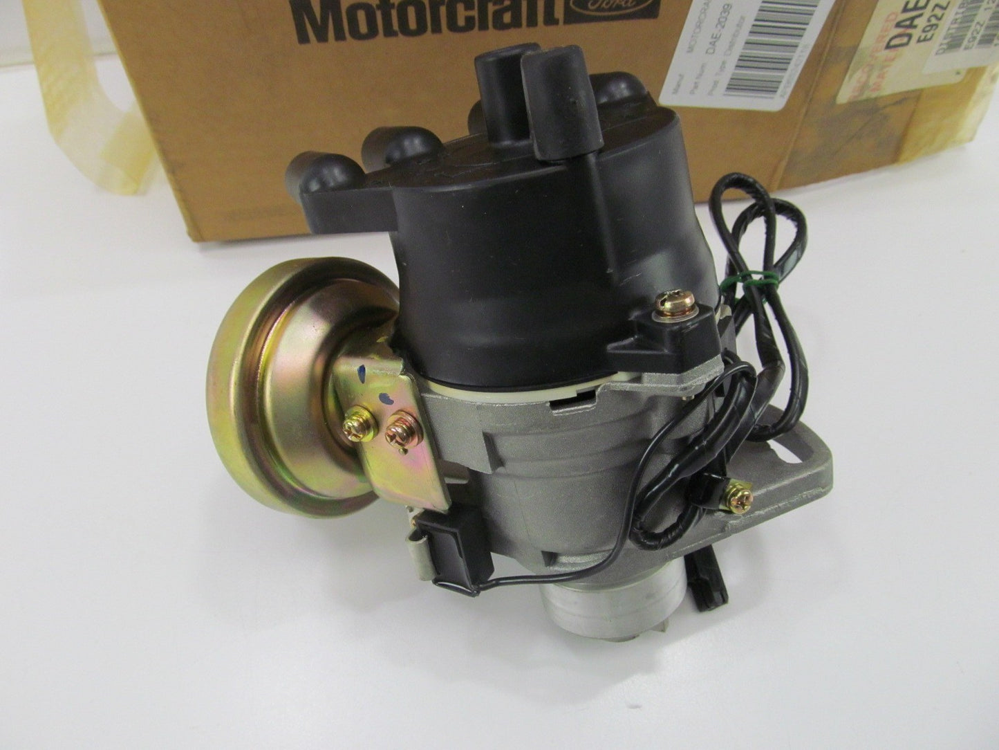 NEW GENUINE Motorcraft DAE-2039 Distributor OEM 1988-1992 Ford 2.2L E92Z-12127-C