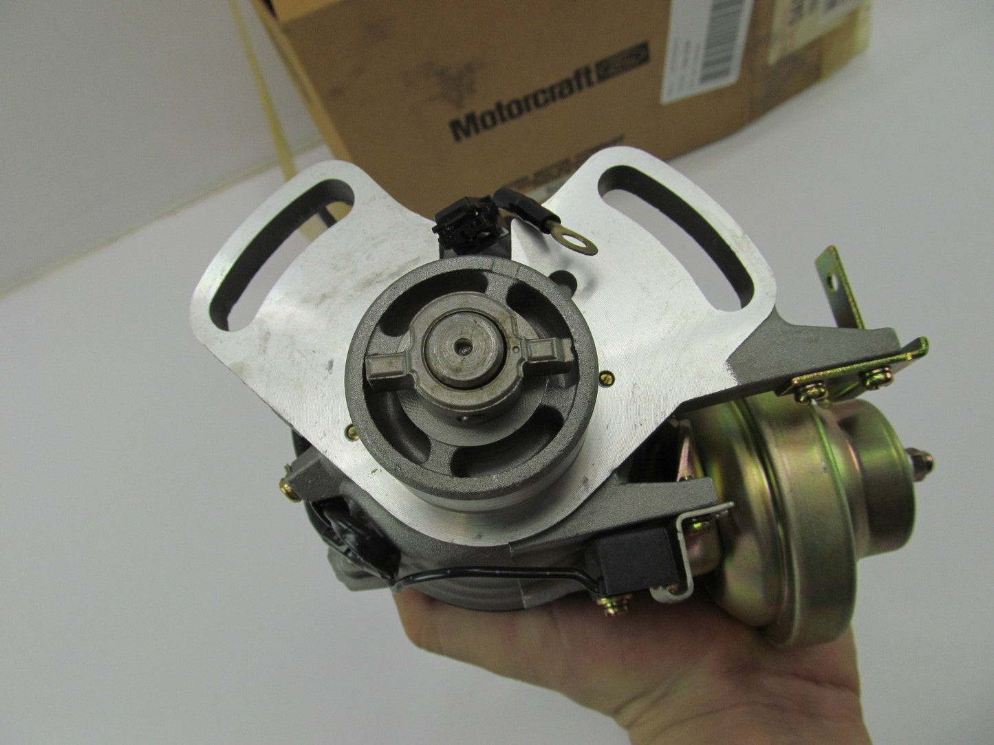 NEW GENUINE Motorcraft DAE-2039 Distributor OEM 1988-1992 Ford 2.2L E92Z-12127-C