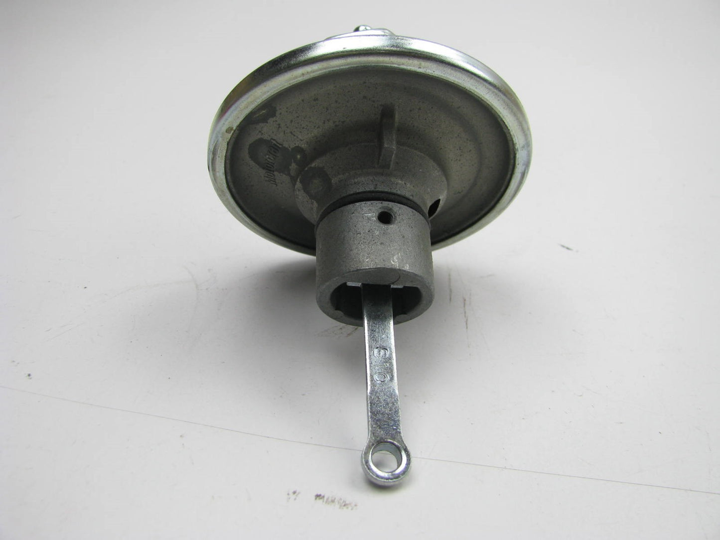 Motorcraft DD-876 Distributor Vacuum Advance OEM Ford E2FZ-12370-A