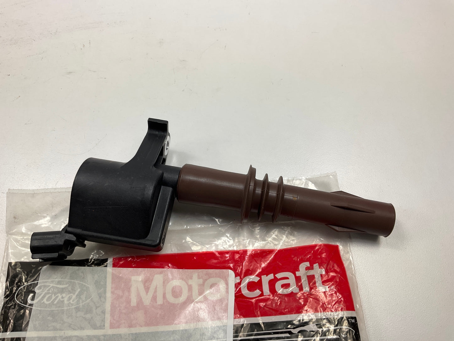 Motorcraft DG-521 Direct Ignition Coil (Brown Boot) 8L3Z-12029-A