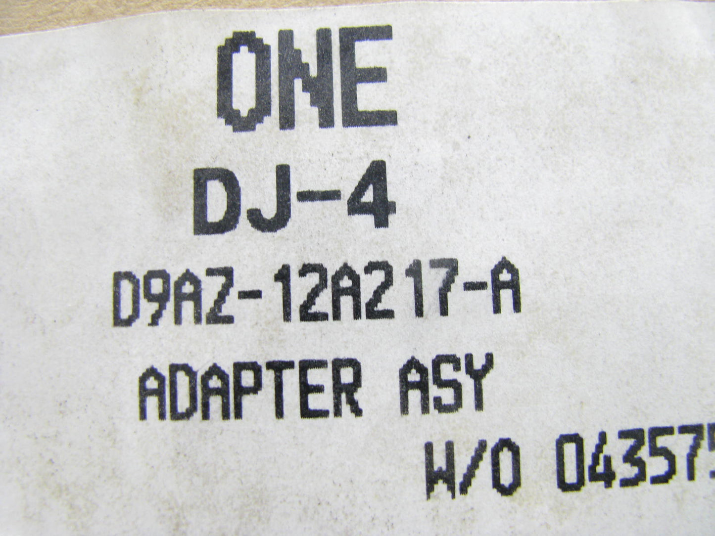 Motorcraft DJ4 Ignition Distributor Cap Adapter - Ford # D9AZ-12A217-A