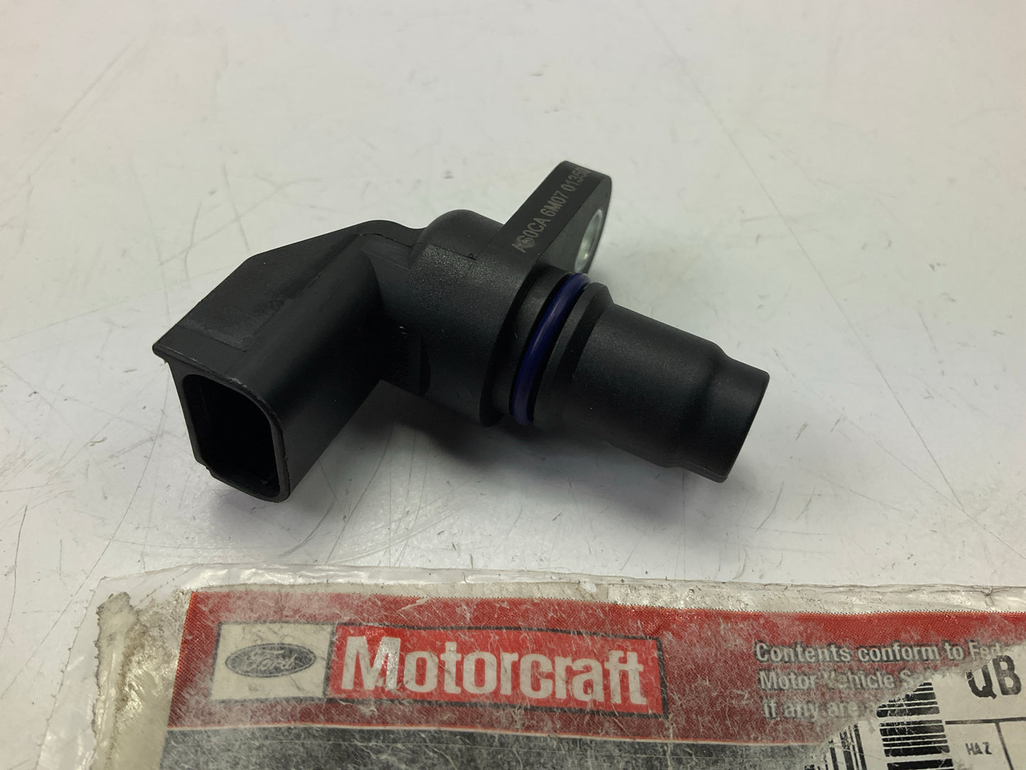 Motorcraft DU-101 Engine Camshaft Position Sensor - AS7Z-6B288-B