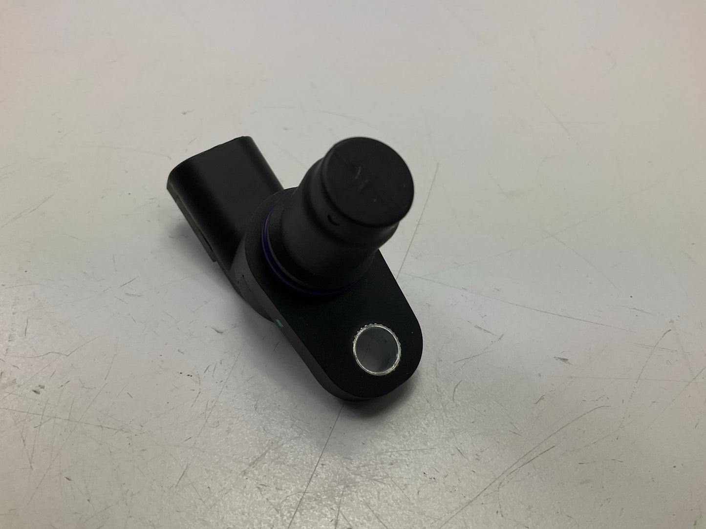 Motorcraft DU-101 Engine Camshaft Position Sensor - AS7Z-6B288-B