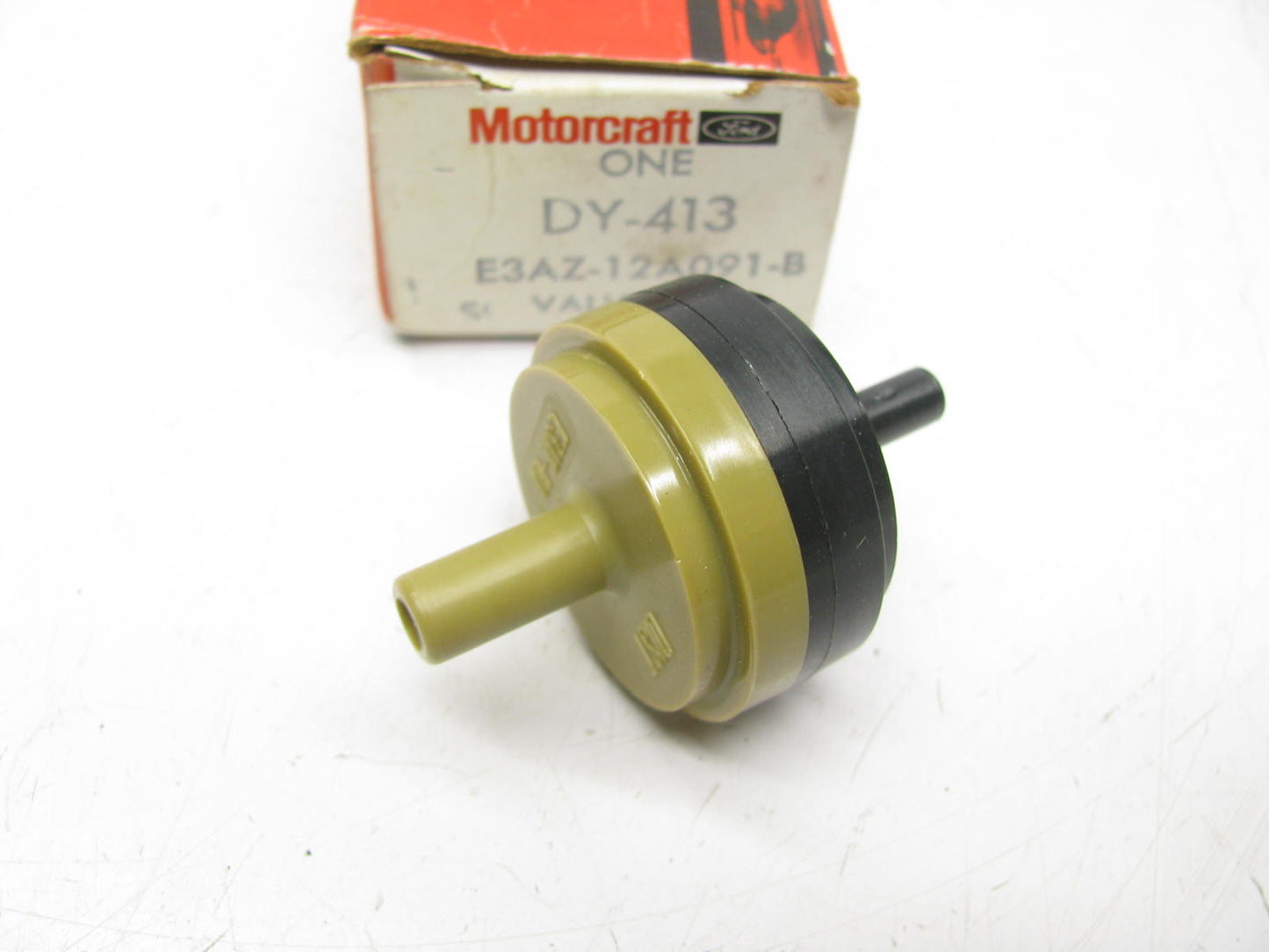 Motorcraft DY-413 Distributor Vacuum Control Valve - E3AZ-12A091-B