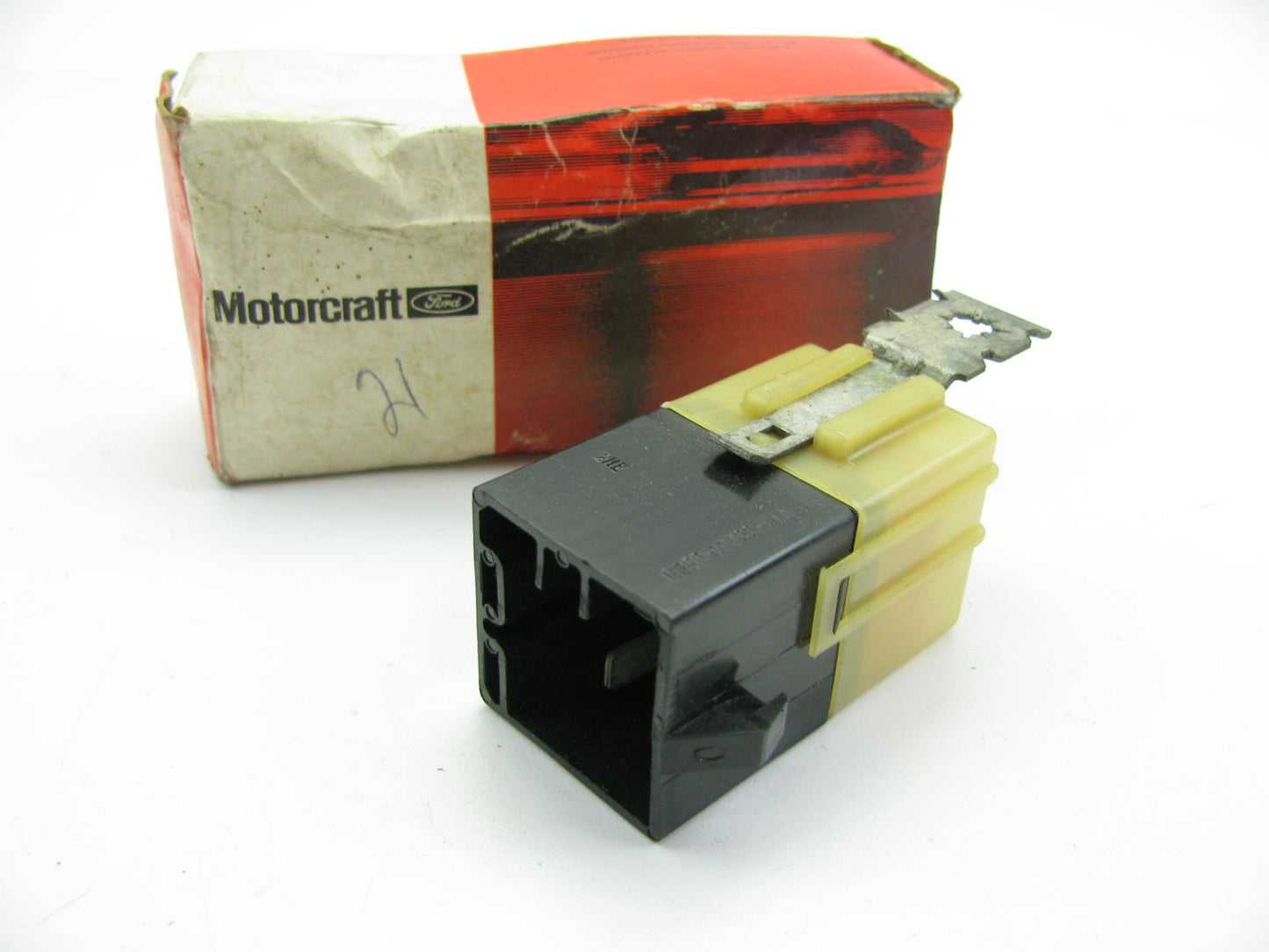 Motorcraft DY396 / E3VZ-11433-A A/C Compressor Cutout Relay