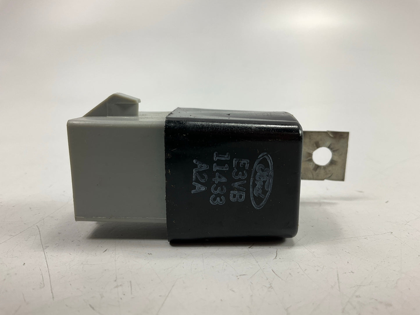 Motorcraft DY396 / E3VZ-11433-A A/C Compressor Cutout Relay