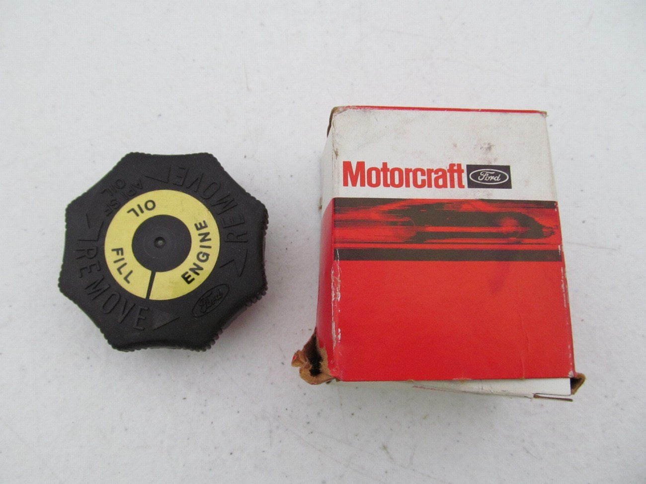 NOS OEM Motorcraft EC-711 Engine Oil Filler Breather Cap
