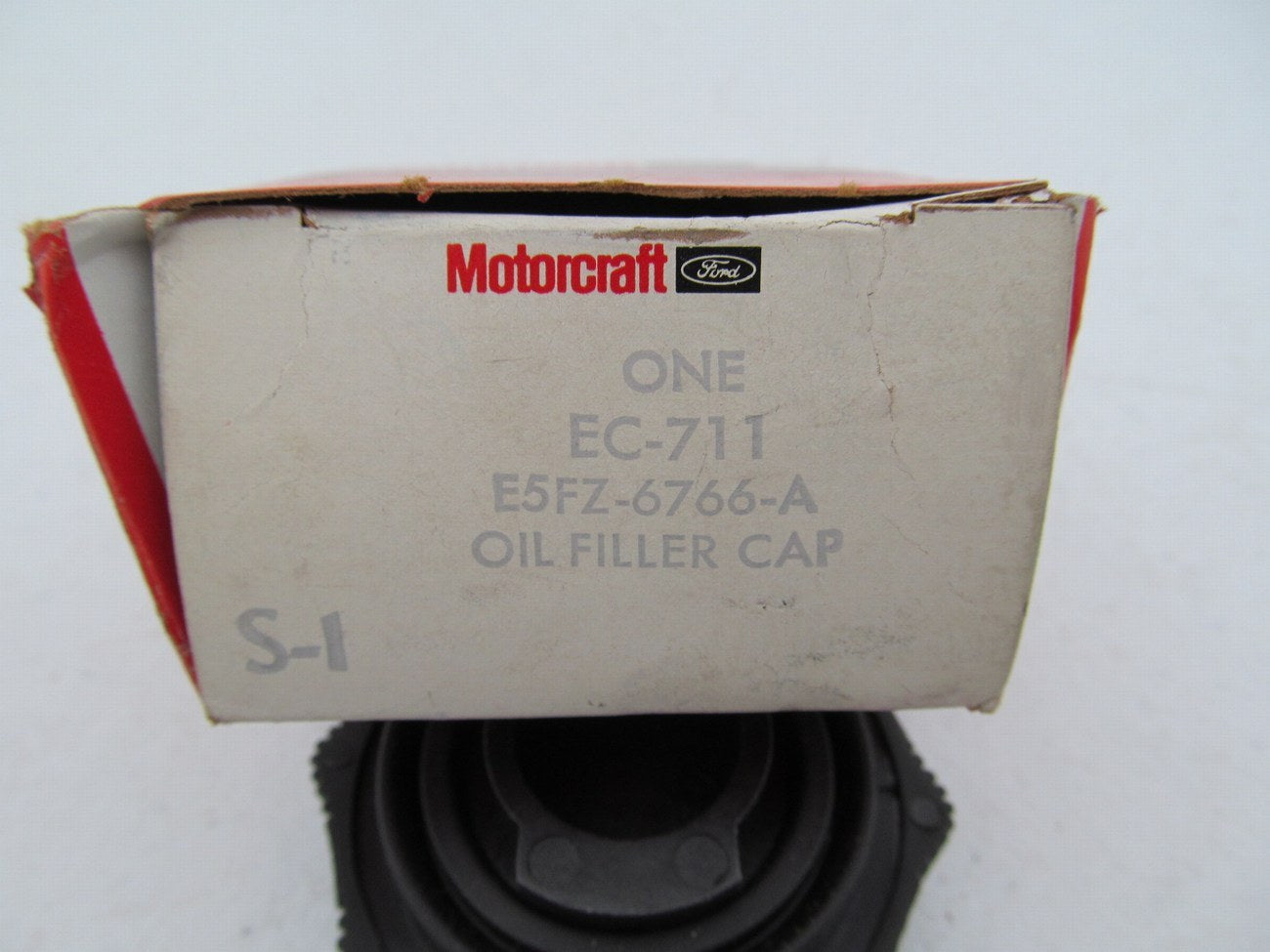 NOS OEM Motorcraft EC-711 Engine Oil Filler Breather Cap