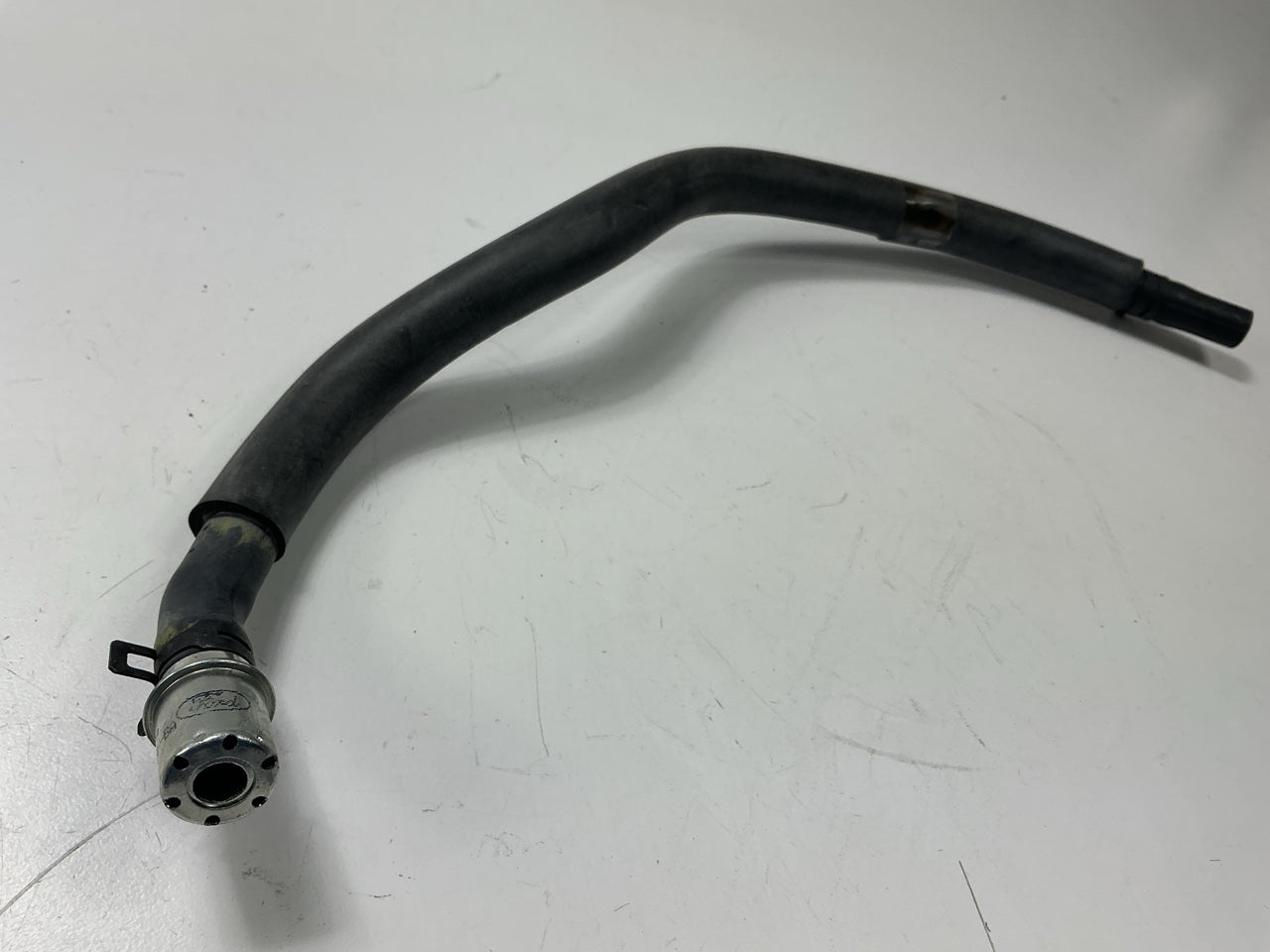 Missing 1 Nut - 1998 ESCORT 2.0L SPLIT PORT INDUCTION PCV Freezing Service Kit