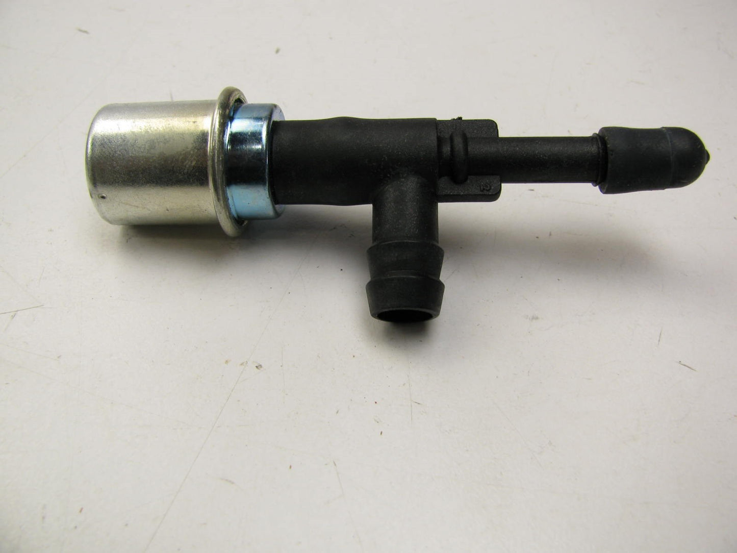 Motorcraft EV142A / E9RY-6A666-A PCV Valve