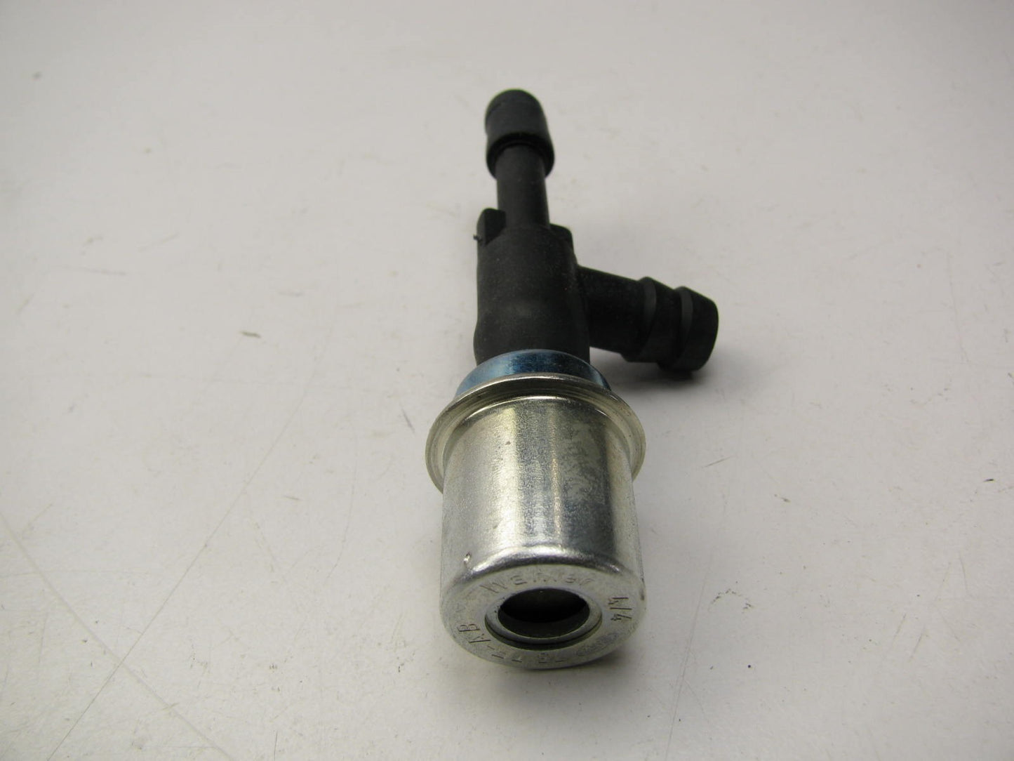 Motorcraft EV142A / E9RY-6A666-A PCV Valve