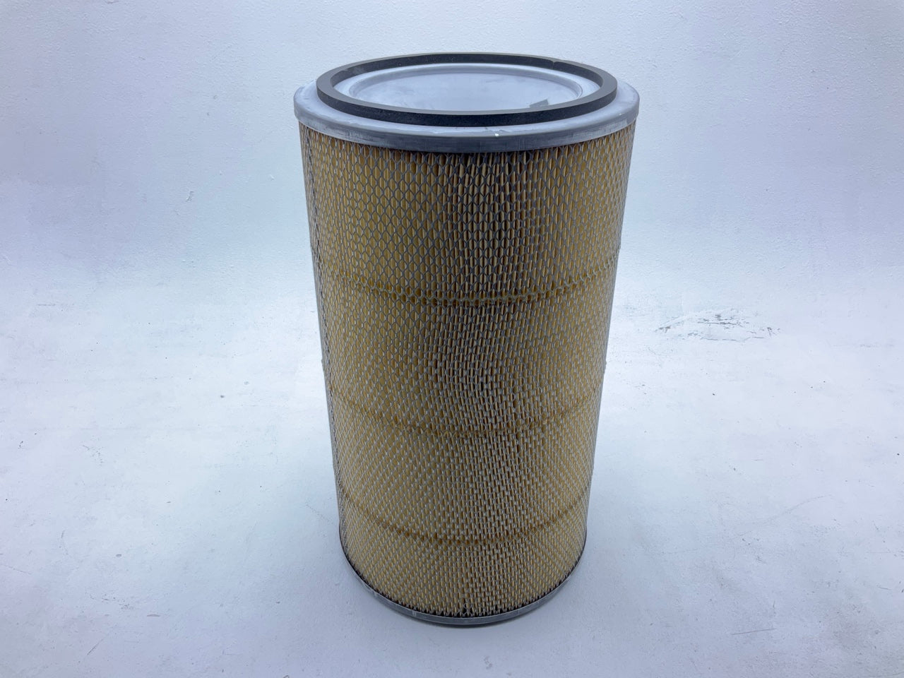 Motorcraft FA598 Heavy Duty Air Filter Replaces 42961 LAF6918 P185008 AF852