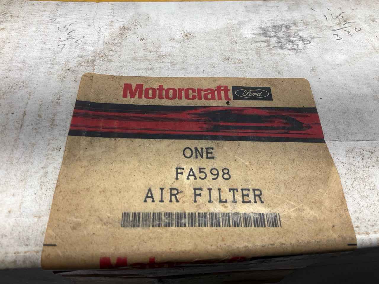 Motorcraft FA598 Heavy Duty Air Filter Replaces 42961 LAF6918 P185008 AF852