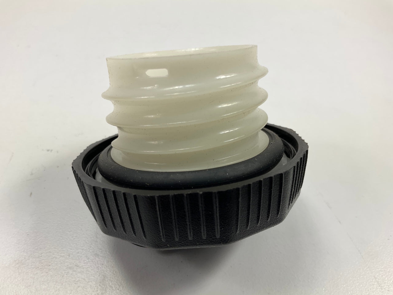 Motorcraft FC-898 Fuel Tank Filler Gas Cap - E7GZ-9030-A