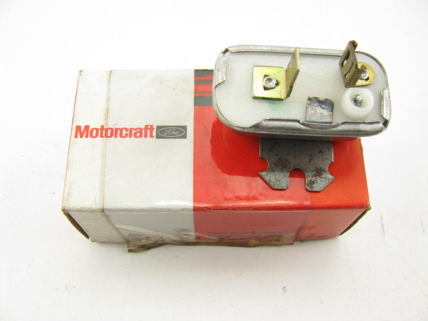 NOS OEM Motorcraft GR508 Instrument Cluster Voltage Regulator - B9MZ-10804-C