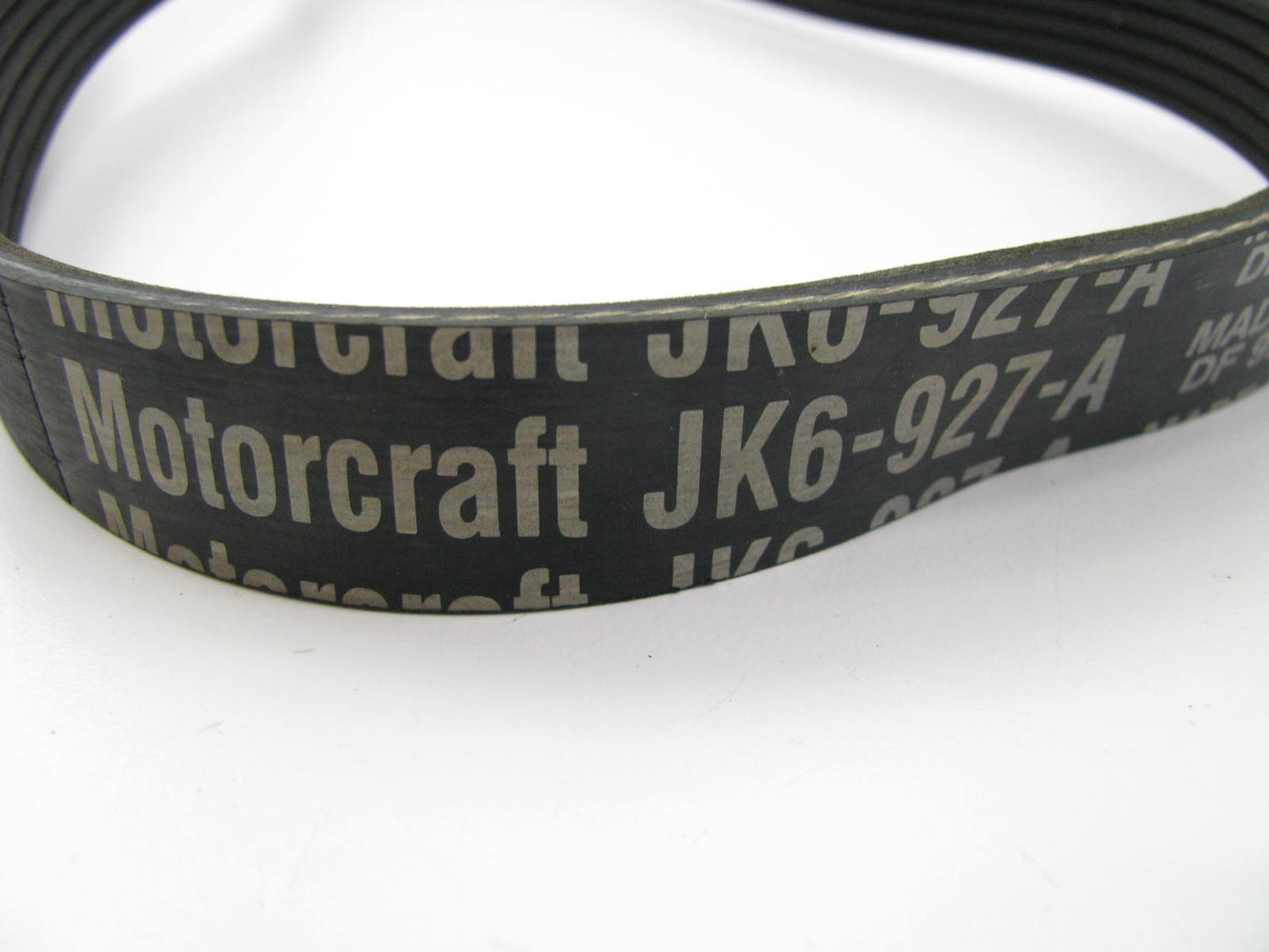 Motorcraft JK6-927-A Serpentine Belt - 0.84'' X 93.00'' - 6 Ribs