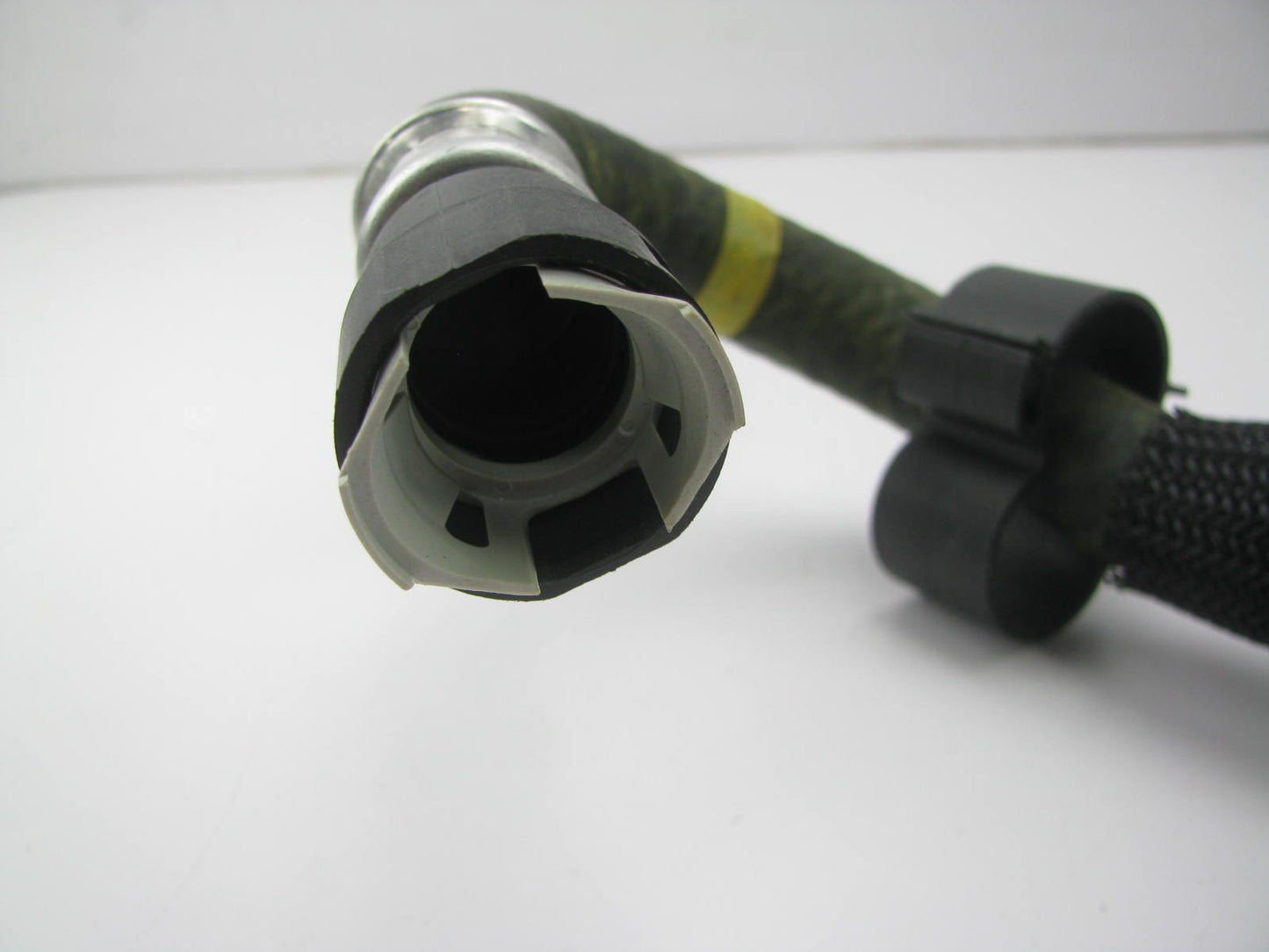 Motorcraft KH395 HVAC Molded Heater Hose 2004 Ford E-150/350 With Aux Heater