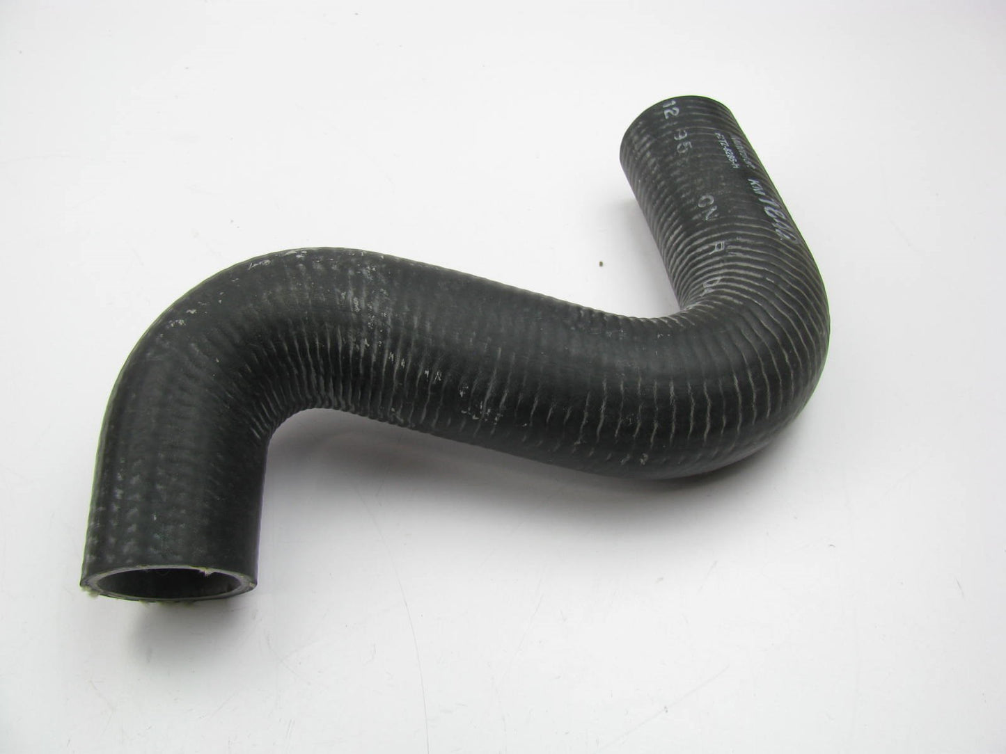 Motorcraft KM1842 Molded Coolant Hose OEM 1990-1993 Ford B600 F700 6.6L 7.8L-L6