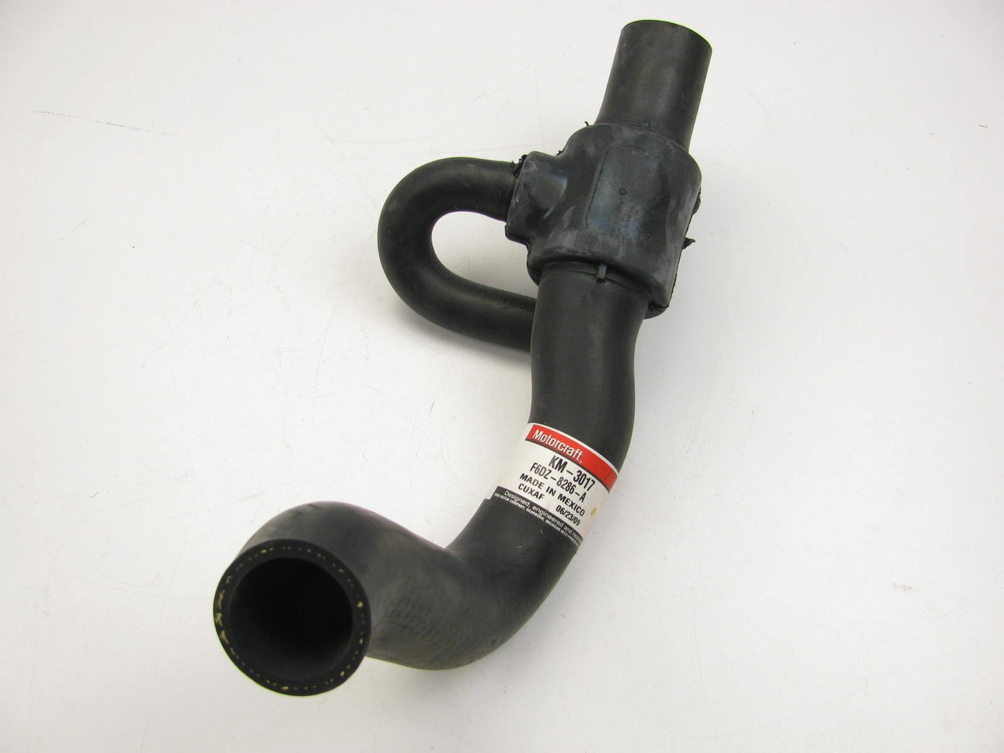 Motorcraft KM3017 Lower Radiator Coolant Hose 1996 Taurus Sable 3.0L OHV VULCAN