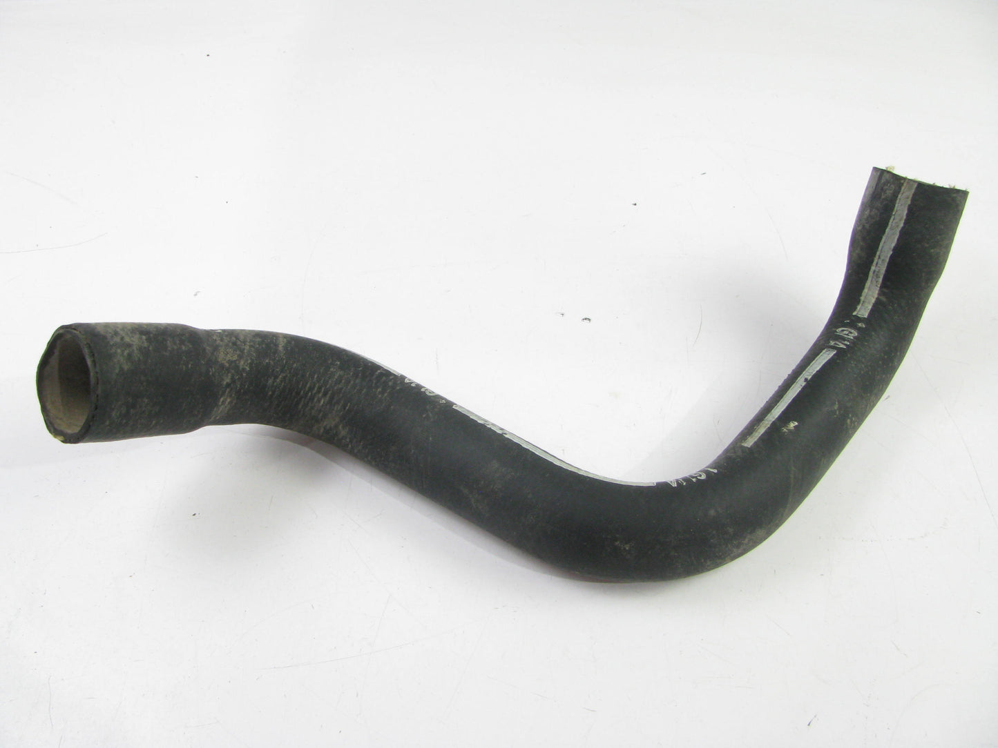 Motorcraft KM1145 Lower Radiator Coolant Hose - D9ZZ-8286-F