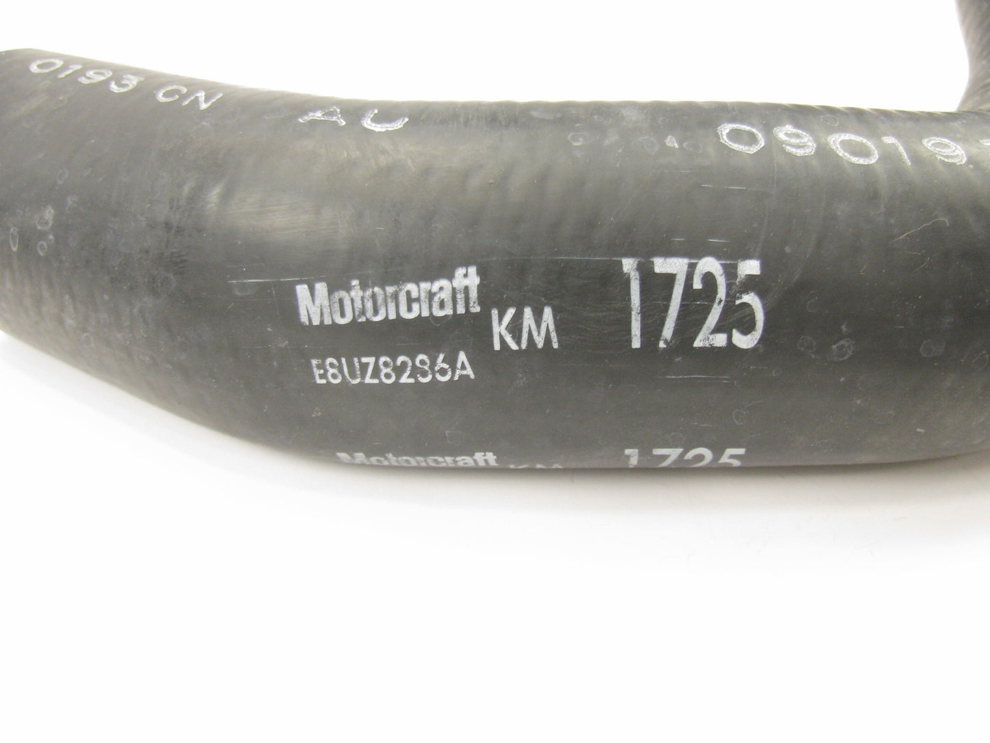 Motorcraft KM1725 Molded Lower Radiator Coolant Hose - E8UZ8286A