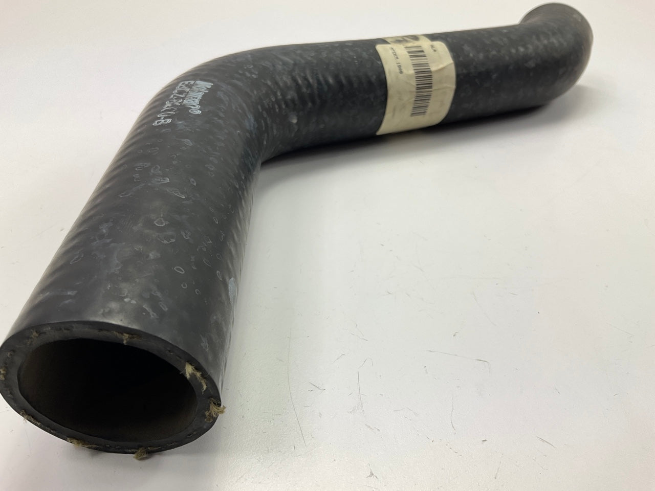 Motorcraft KM1908 Upper Radiator Coolant Hose - E8DZ-8260-B