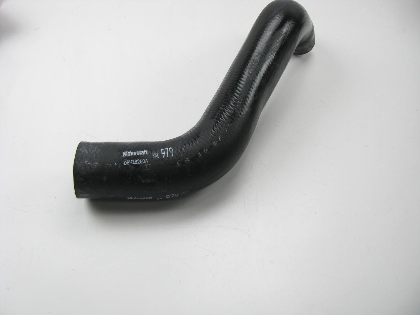 Motorcraft KM979 Upper Radiator Coolant Hose - D8HZ-8260A