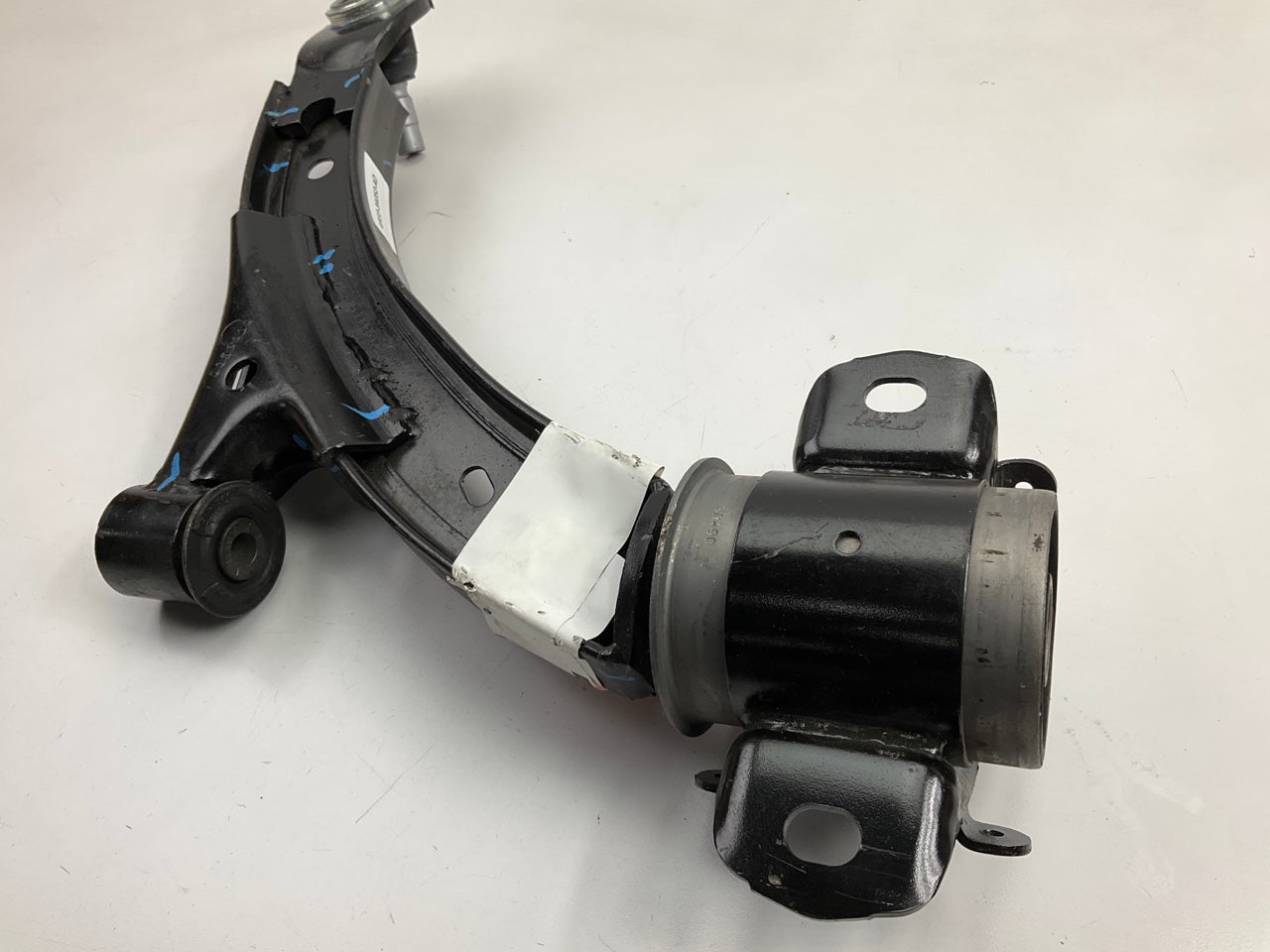 Motorcraft MCF-2365 Front LEFT LOWER Control Arm OEM For 2004-2010 Ford Mustang