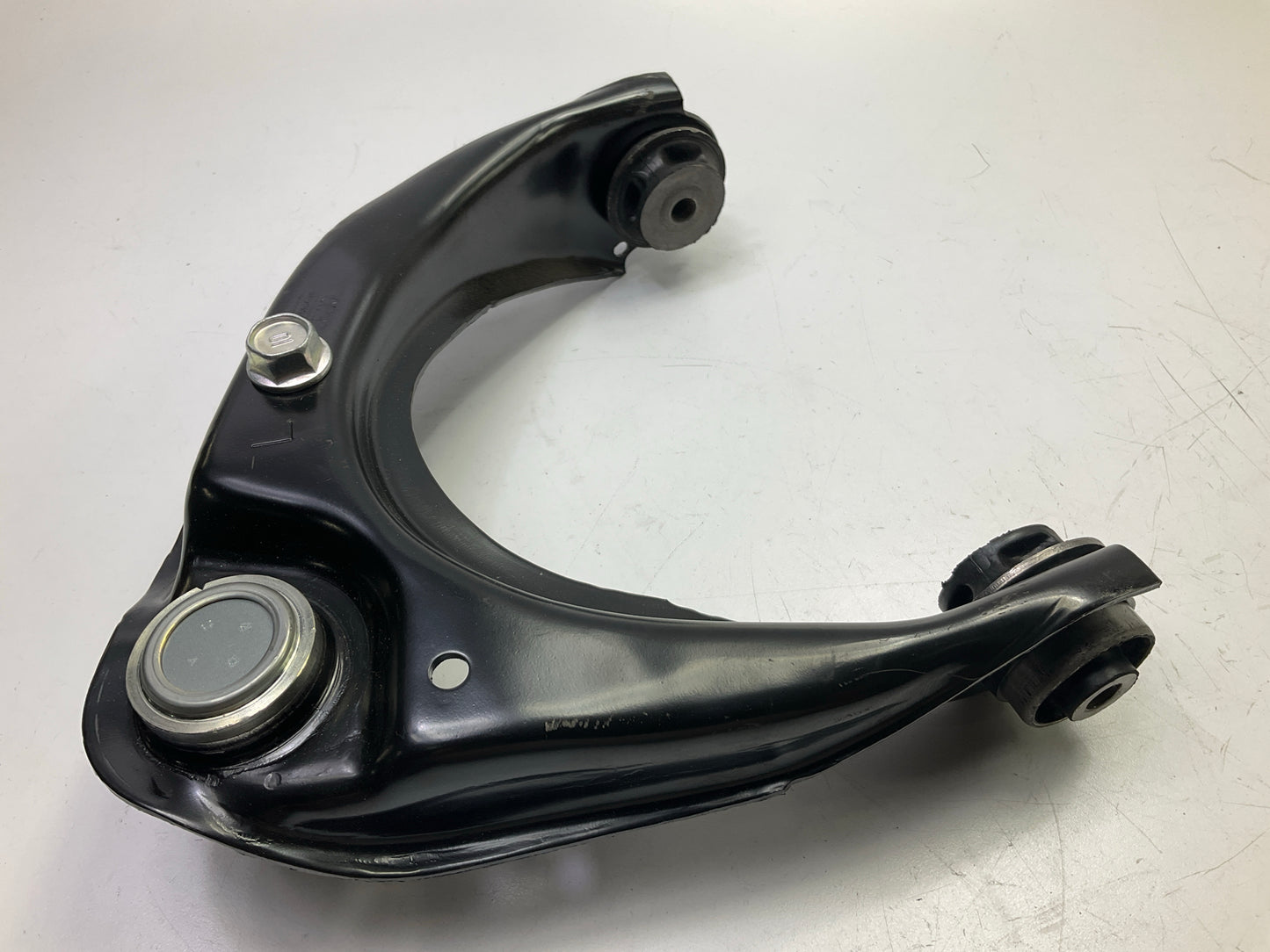 Motorcraft MCSOE-168 Front Left Upper Suspension Control Arm And Ball Joint