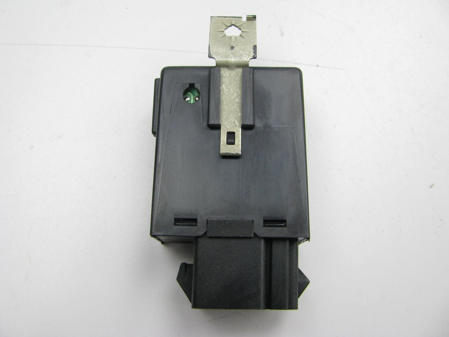 NEW - OEM Motorcraft Engine Cooling Fan Motor Relay RR-17 / E7TB-8B658-AB
