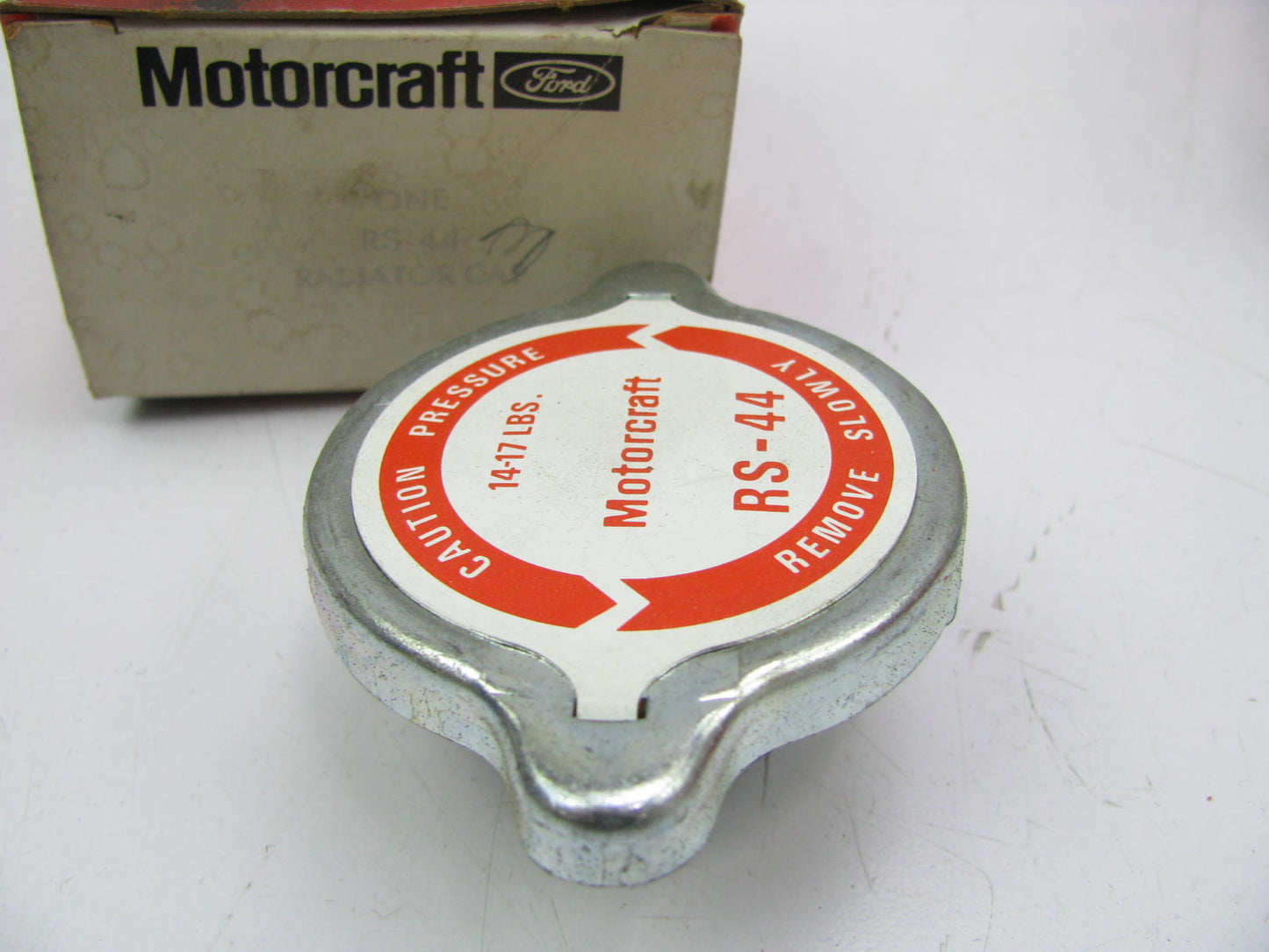 Motorcraft RS-44 Radiator Cap - 15 PSI