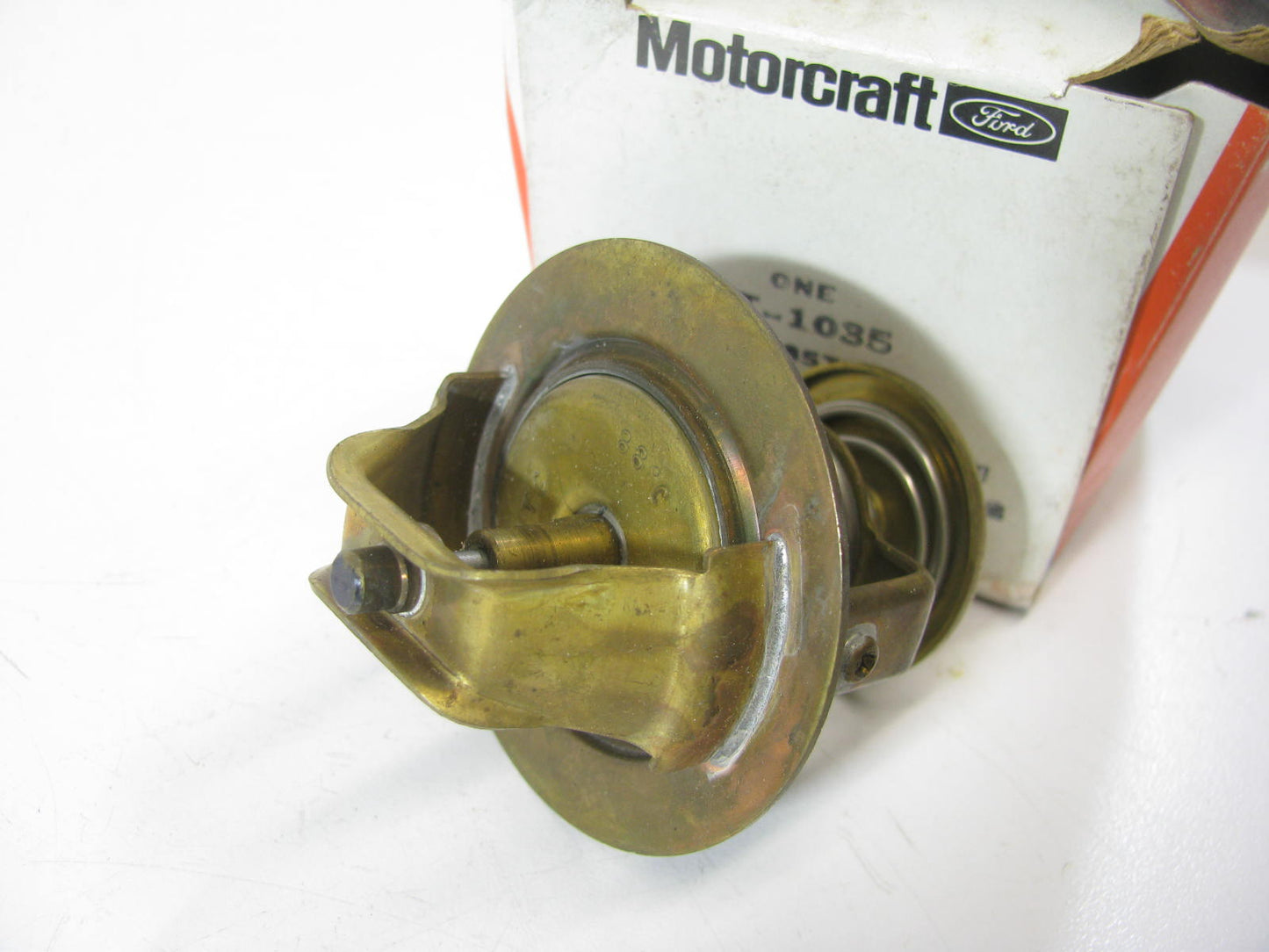 NEW GENUINE Motorcraft RT-1035 Engine Coolant Thermostat 195 Degree E3TZ-8575-B
