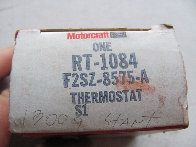 Motorcraft RT1084 Engine Cooling Thermostat - 195 Degree