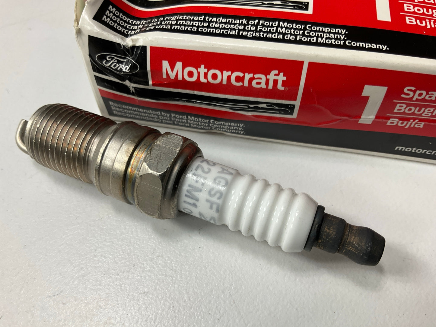 Motorcraft SP-405 Finewire Platinum Spark Plug - AGSF22FM1